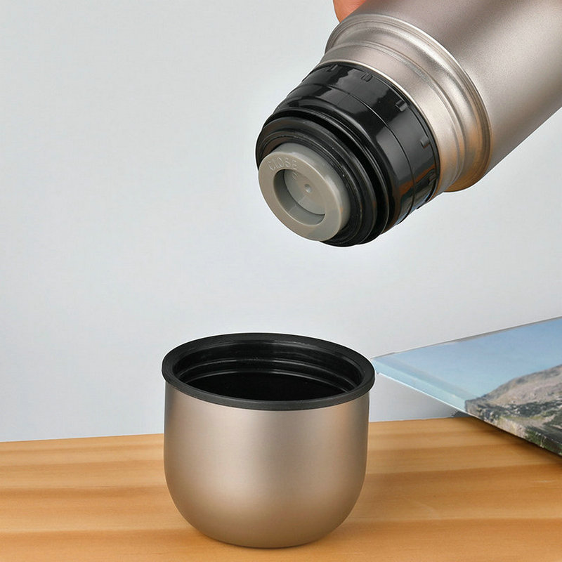 what-s-the-difference-between-titanium-thermos-and-stainless-steel